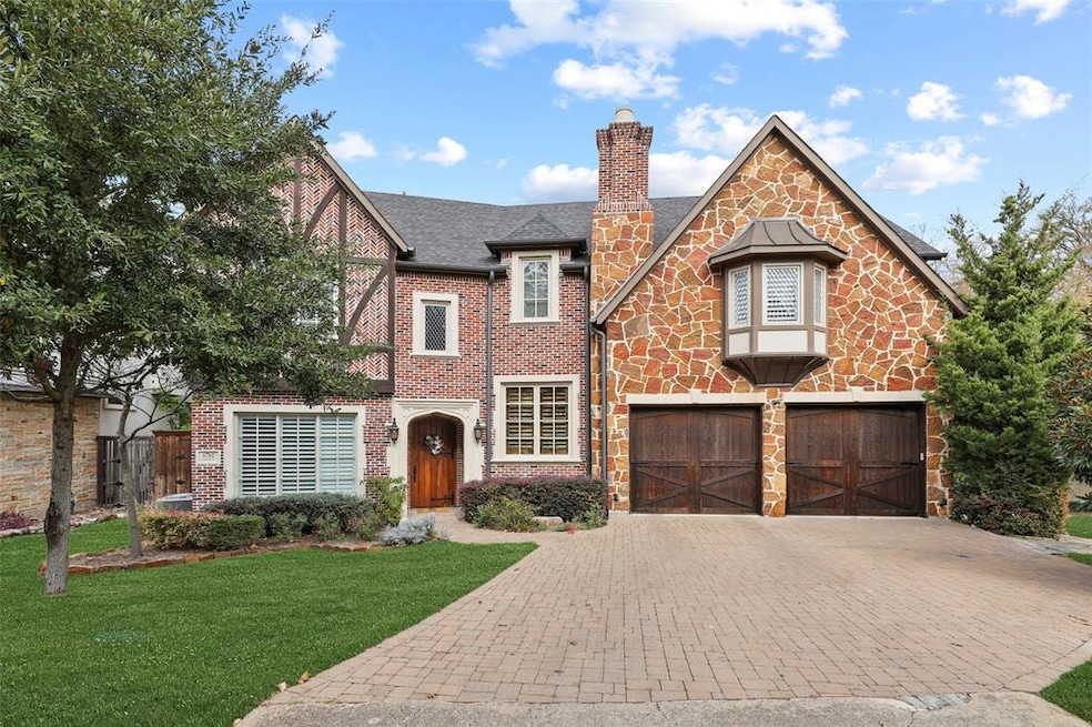 6761 Lakefair Cir, Dallas, TX 75214 - photo 1