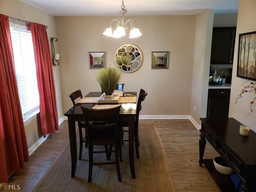 221 S Beckingham Dr, Brunswick, GA 31525 - photo 1