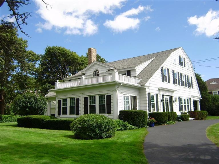 11 Onset Ave, Buzzards Bay, MA 02532 - photo 1