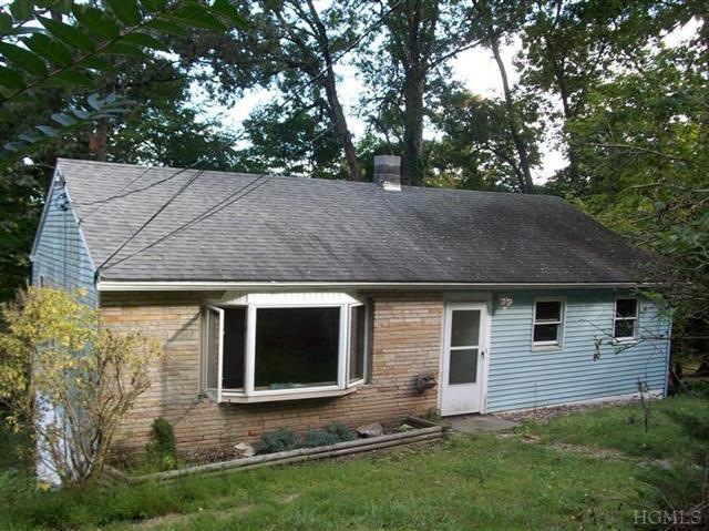 154 Tanglewylde Rd, Lake Peekskill, NY 10537 - photo 1