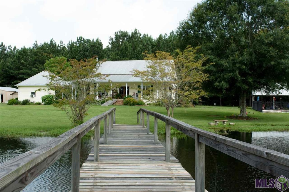 Front of home overlooking 2 acre lake.