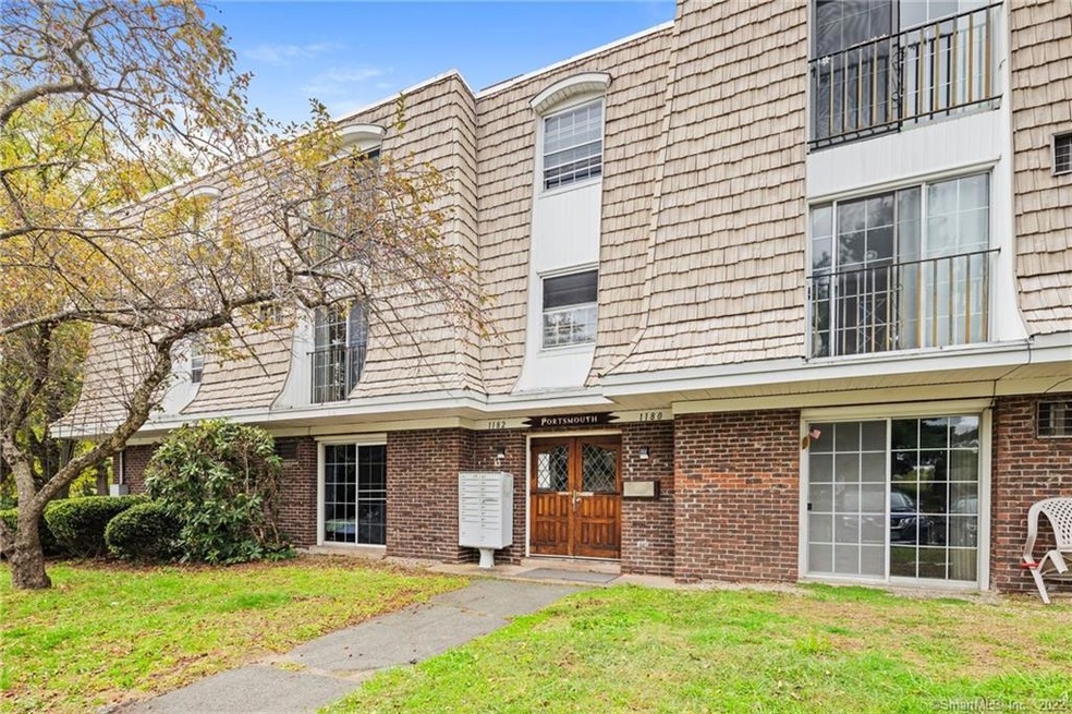 1182 Middle Turnpike W unit B2, Manchester, CT 06040 - photo 1