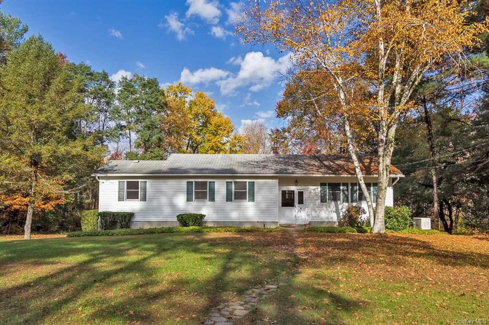 2 Jardem Ct, Rhinebeck, NY 12572 - photo 1