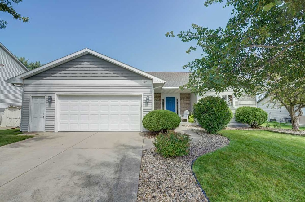 1149 Lincoln Rd, Oregon, WI 53575 - photo 1