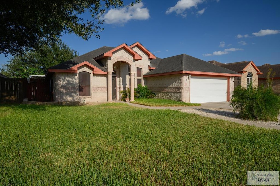 3400 Superior Dr, Weslaco, TX 78596 - photo 1
