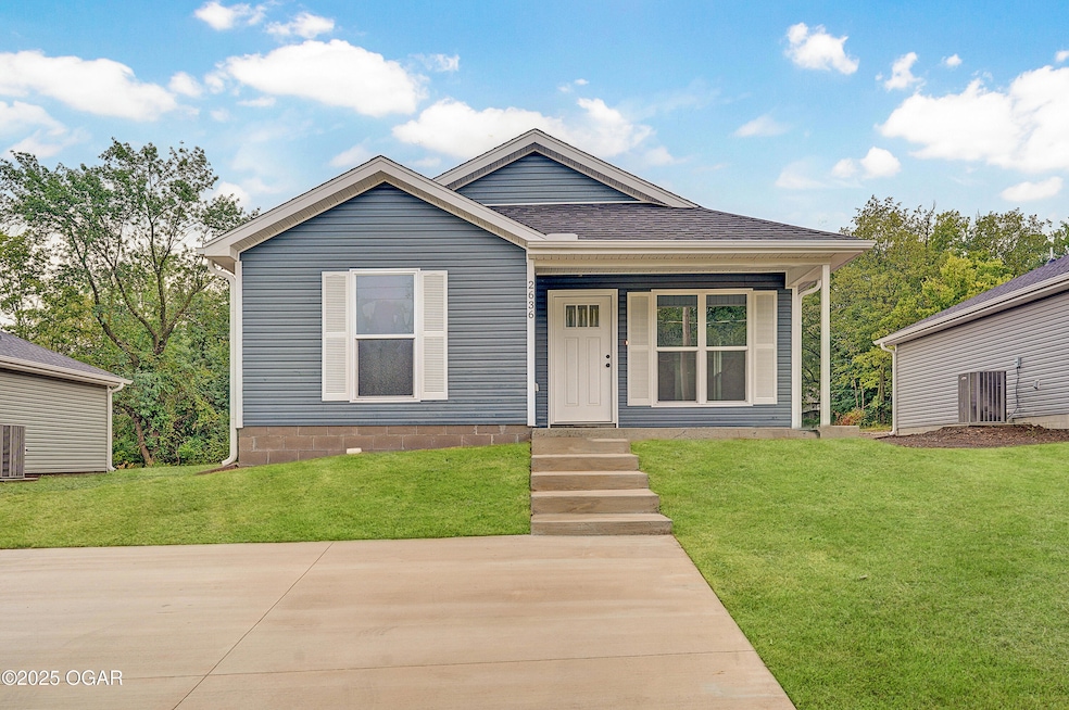 2636 E 4th St, Joplin, MO 64801 - photo 1