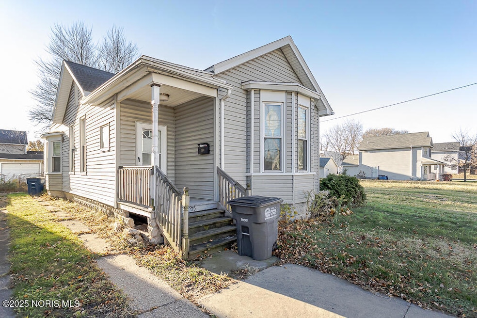 2005 Walnut St, Toledo, OH 43608 - photo 1