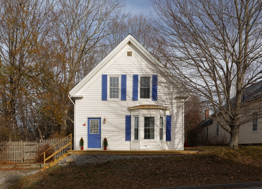 25 Center St, Bowdoinham, ME 04008 - photo 1