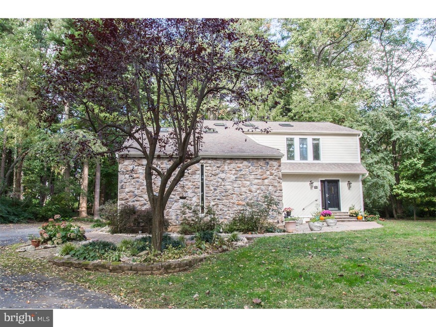 904 Fairway Dr, Malvern, PA 19355 - photo 1