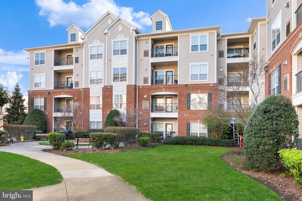 Pending $399,995