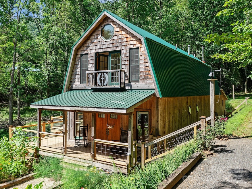 For Sale $699,000 • Co-Listing Agent