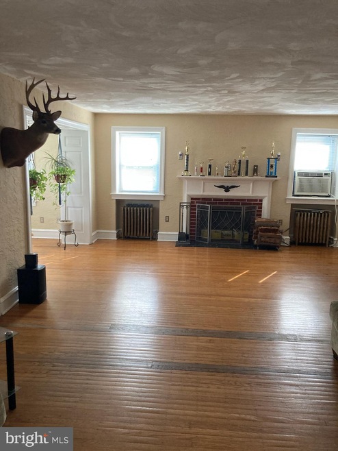 27 E Providence Rd, Lansdowne, PA 19050 - photo 1