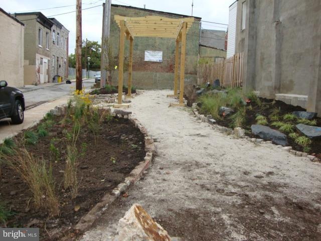 2105 Orleans St, Baltimore, MD 21231 - photo 1