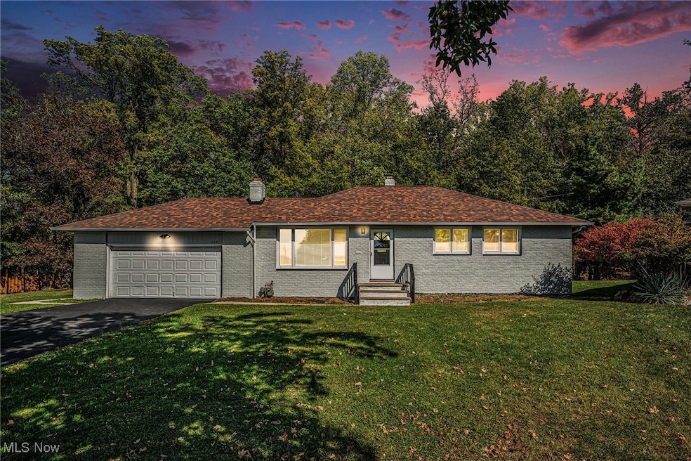 4391 Glenmere Cir, Cleveland, OH 44128 - photo 1