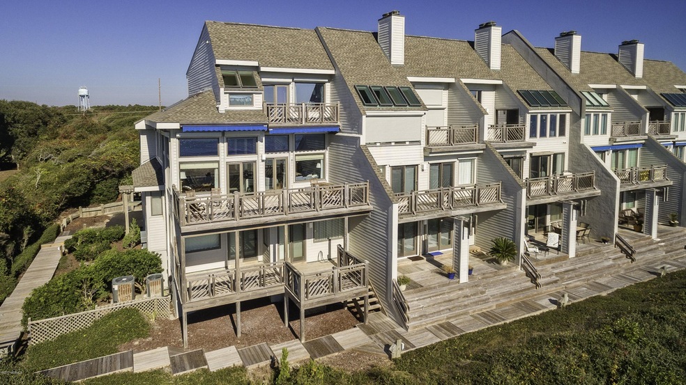 VIEW FROM THE BEACH 2ND AND 3ED DECK