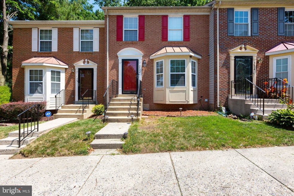5602 Sunbury Ct, Capitol Heights, MD 20743 - photo 1