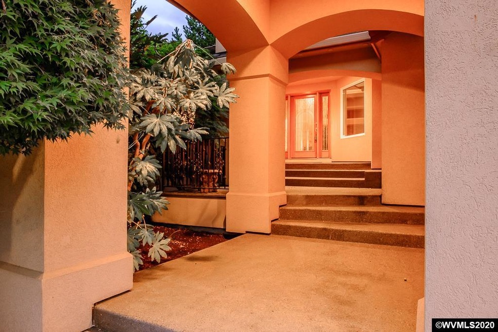 877 Hazeltine Ave SE, Salem, OR 97306 - photo 1