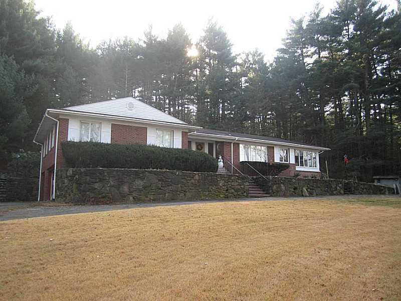 43 Old Greenville Rd, North Smithfield, RI 02896 - photo 1