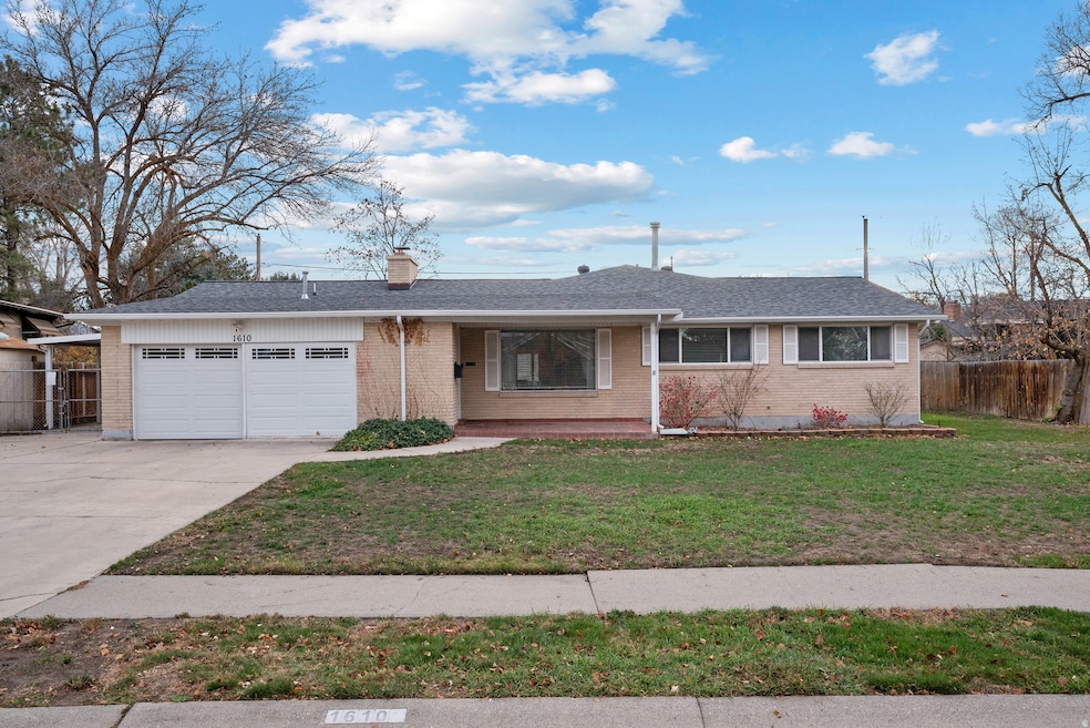 1610 E Moor Dale Ln, Holladay, UT 84117 - photo 1