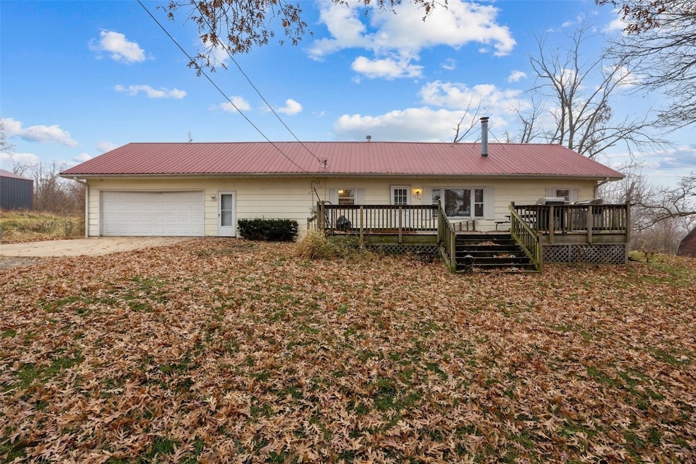 1724 O Ave NW, Cedar Rapids, IA 52405 - photo 1