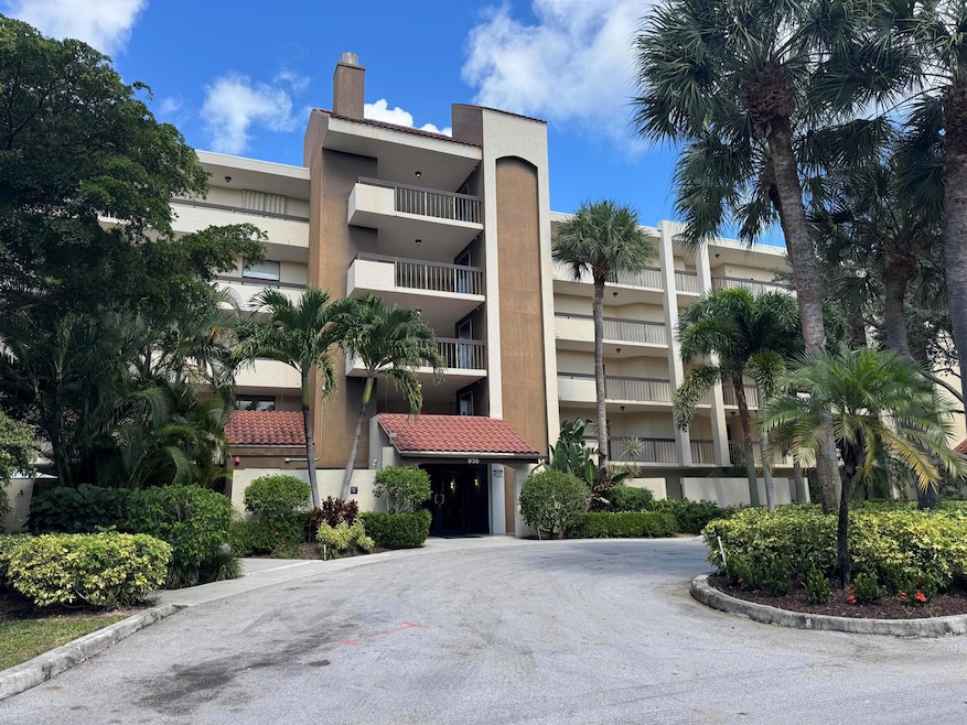 955 Egret Cir unit 201, Delray Beach, FL 33444 - photo 1