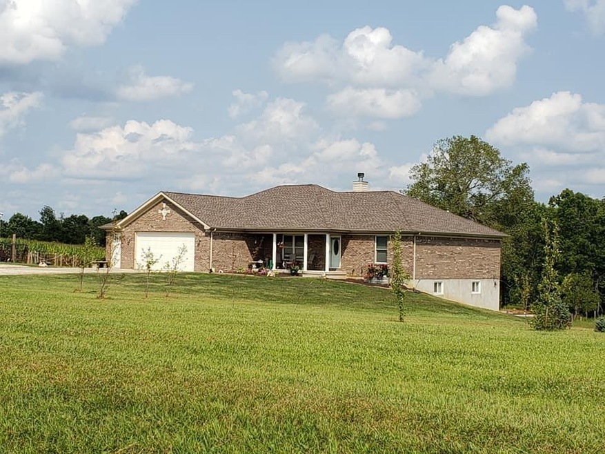 5458 S Beaver Rd, Glenwood, IN 46133 - photo 1