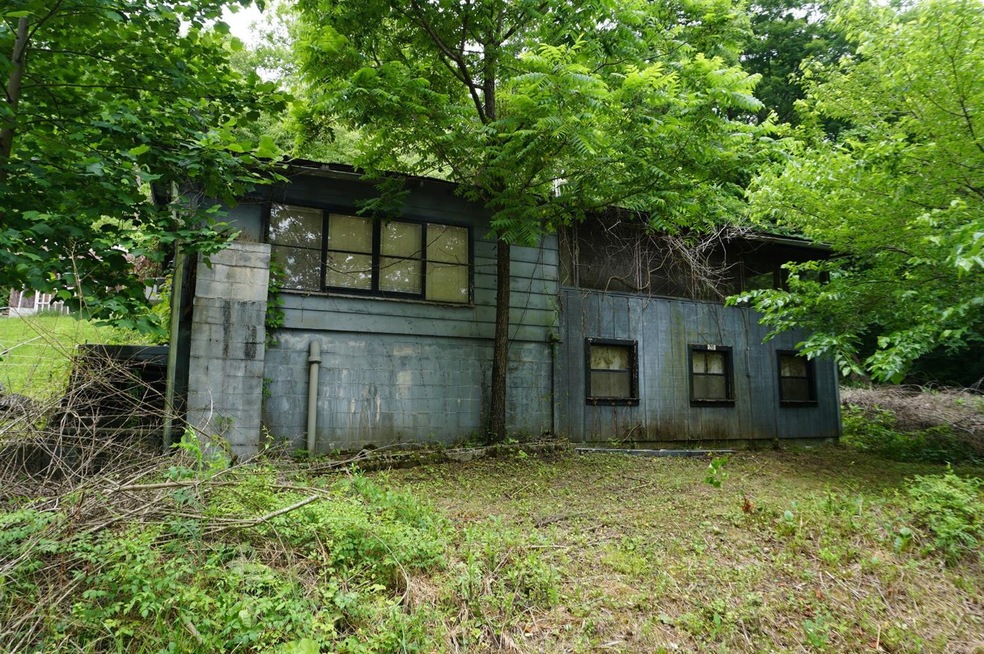 210 Cr-1875, Burnside, KY 42519 - photo 1