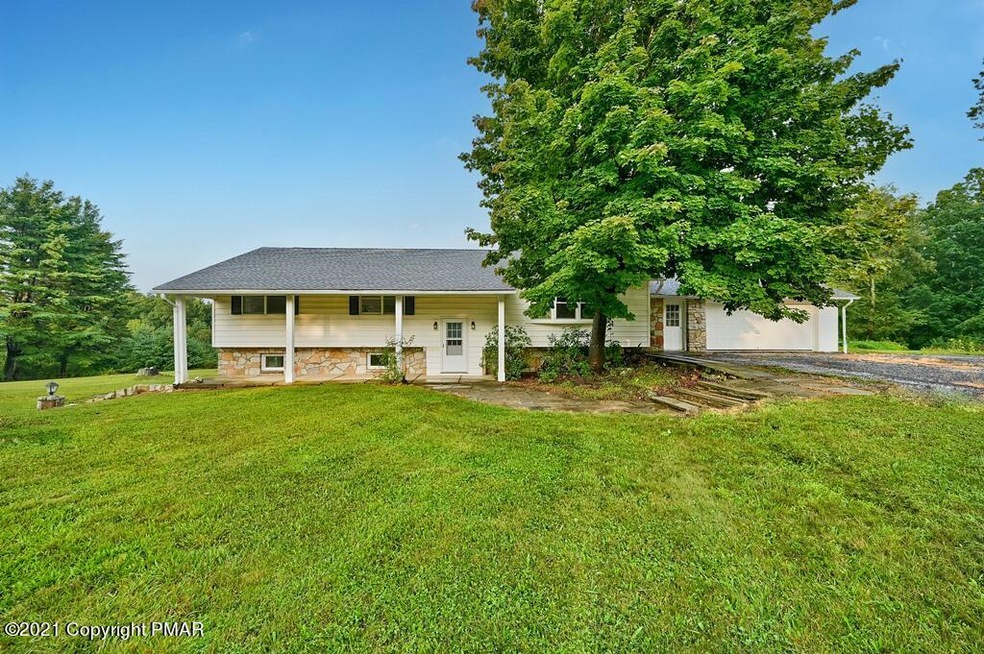 171 Vanwhy Rd, Bushkill, PA 18324 - photo 1