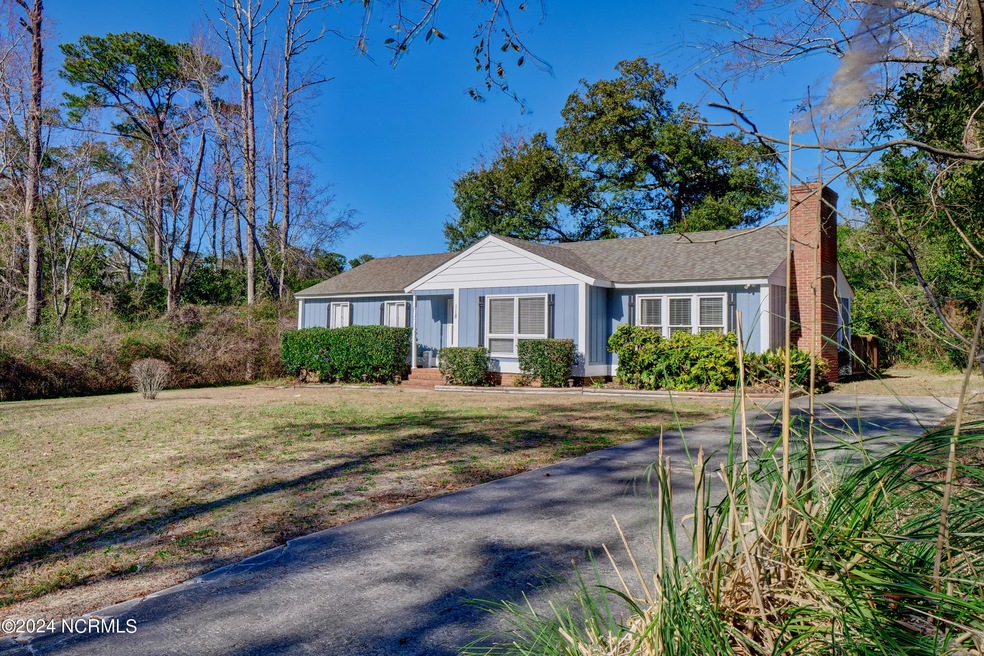 118 Long John Silver Dr, Wilmington, NC 28411 - photo 1