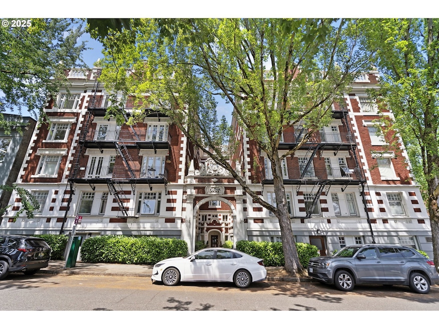Tudor Arms Apartments unit 210, Portland, OR 97209 - photo 1