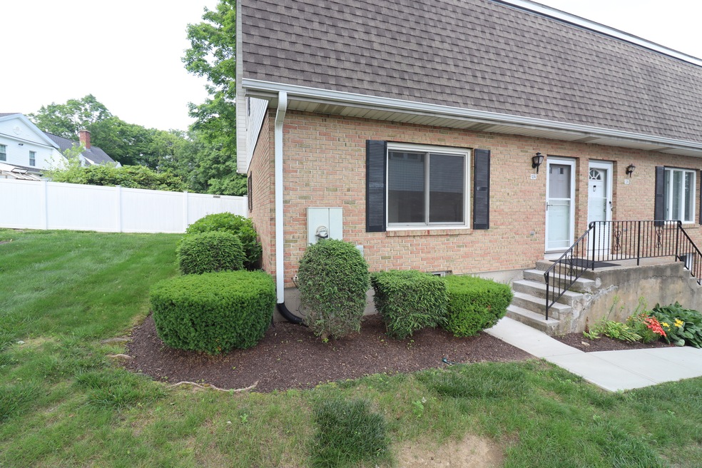 1385 Highland Ave unit 12A, Waterbury, CT 06708 - photo 1