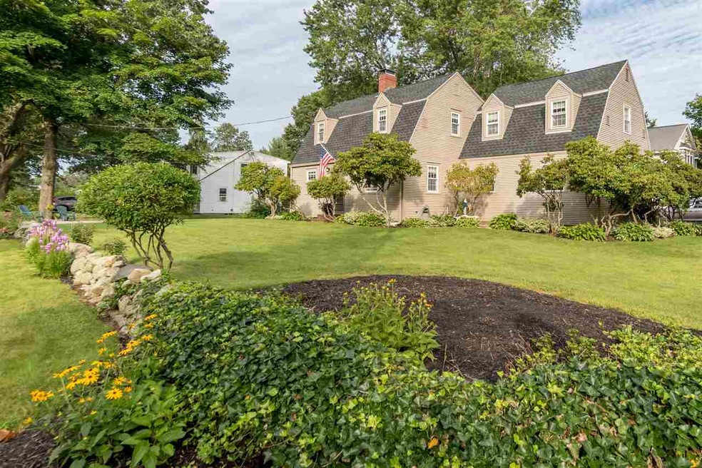 64 Locke Rd, Hampton, NH 03842 - photo 1