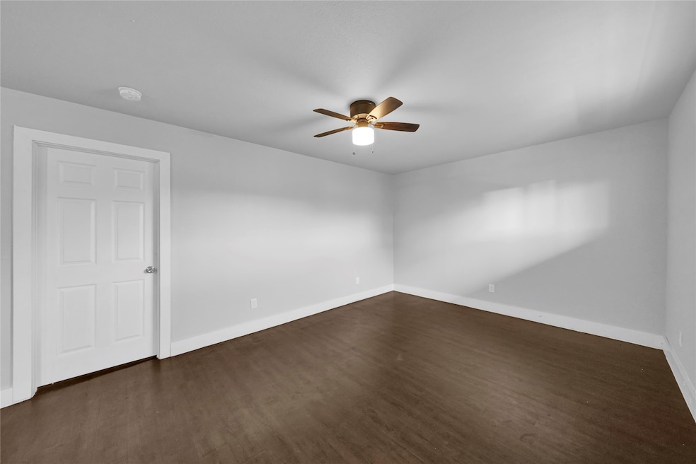 6518 Weston St unit 11, Houston, TX 77021 - photo 1