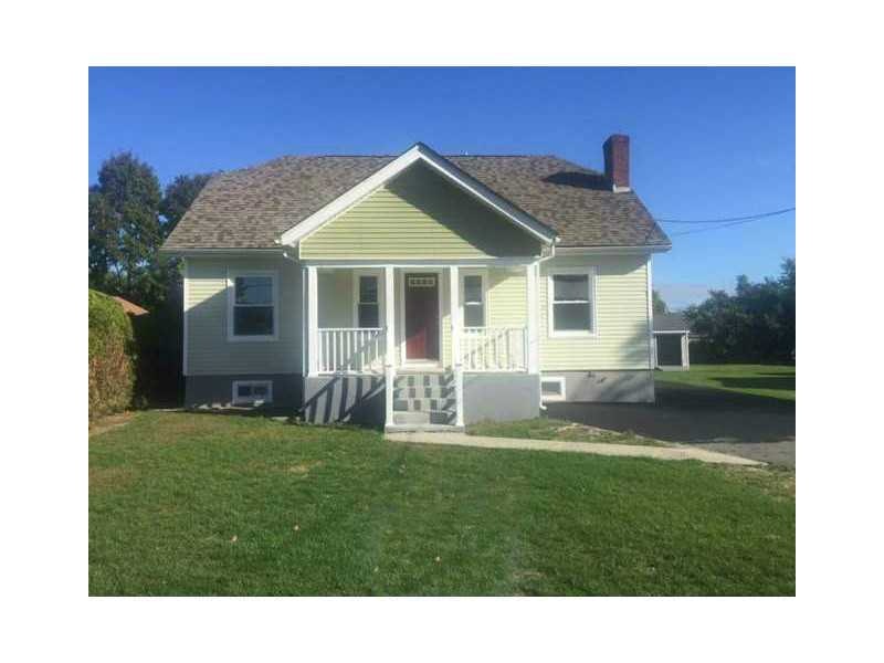 22 Haskins Ave, Tiverton, RI 02878 - photo 1