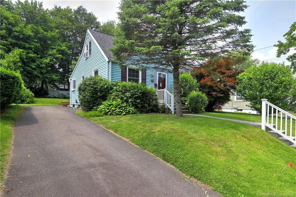 222 Quinn St, Naugatuck, CT 06770 - photo 1