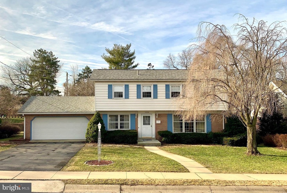 1104 Independence Dr, Reading, PA 19609 - photo 1