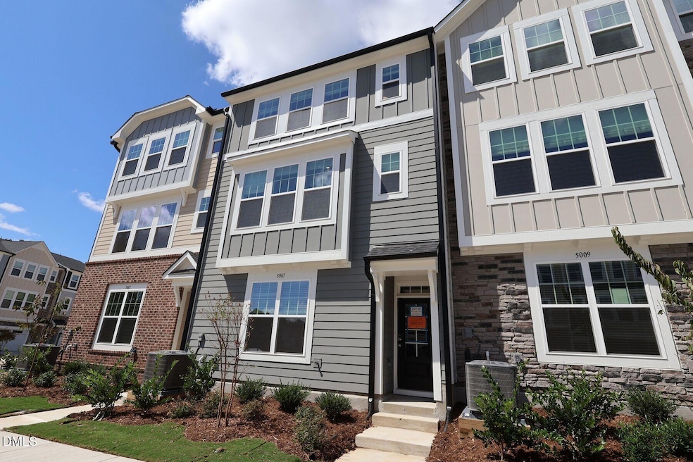 5007 Jowett's Walk Dr unit 38, Cary, NC 27519 - photo 1