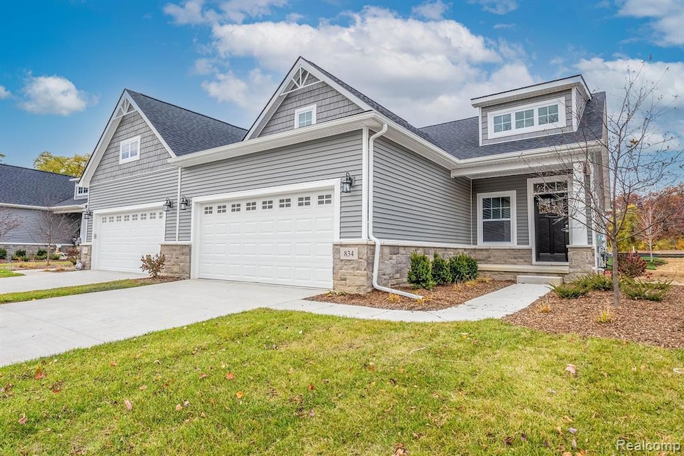 For Sale $465,090 • Co-Listing Agent