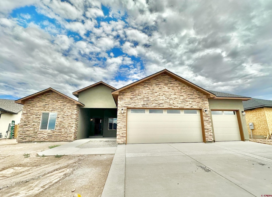 1533 Criterion St, Delta, CO 81416 - photo 1