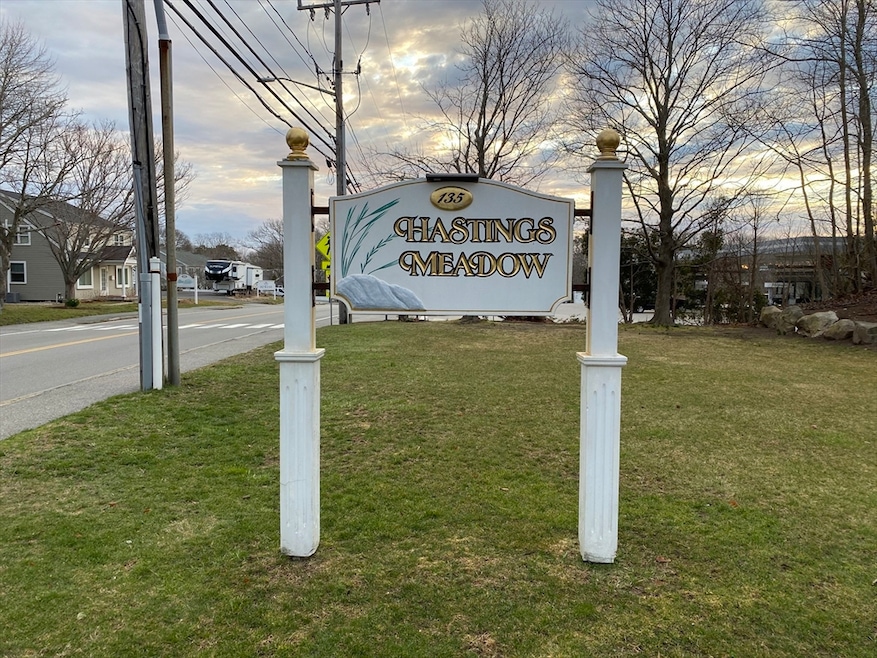135 W Main St unit 23, Hyannis, MA 02601 - photo 1