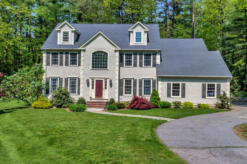 7 Beechnut St, Acton, MA 01720 - photo 1