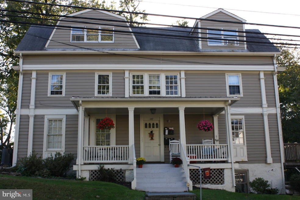 147 S Main St unit 6, Yardley, PA 19067 - photo 1