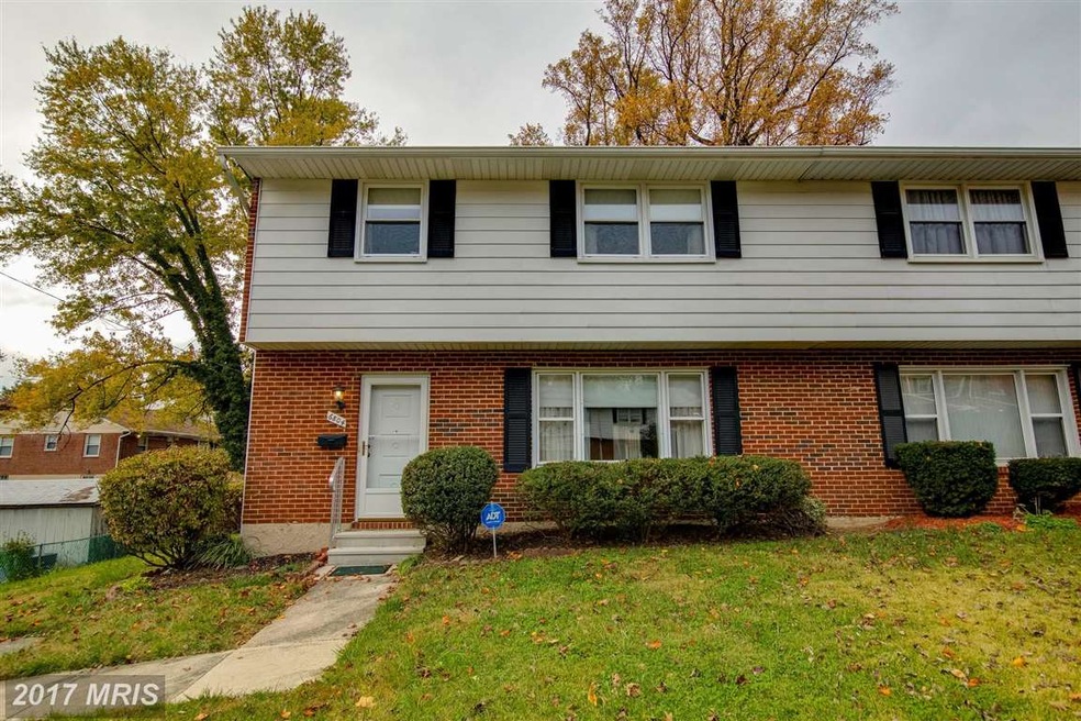 6804 Queens Ferry Rd, Baltimore, MD 21239 - photo 1