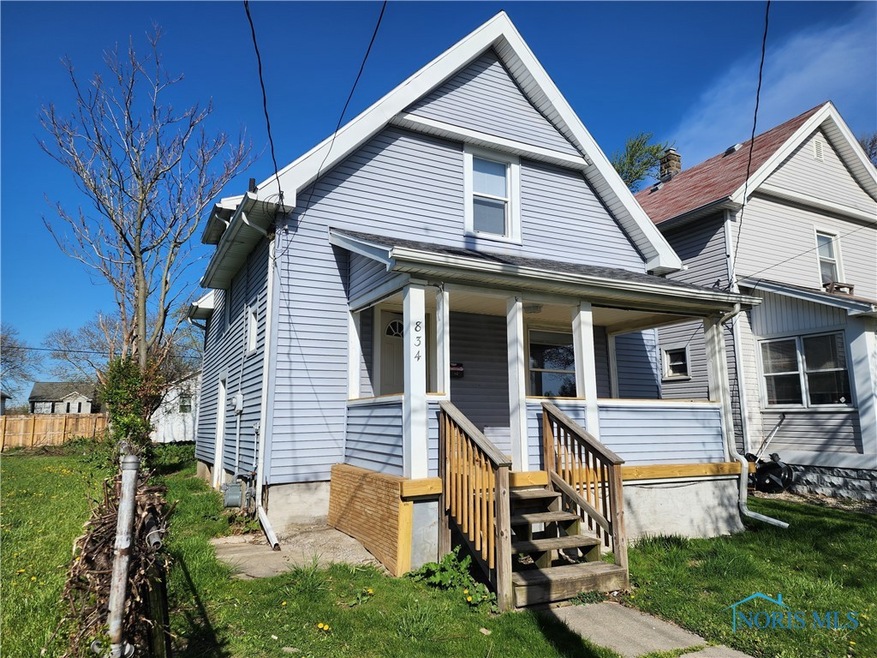 Vinyl siding, replacement windows, newer roof