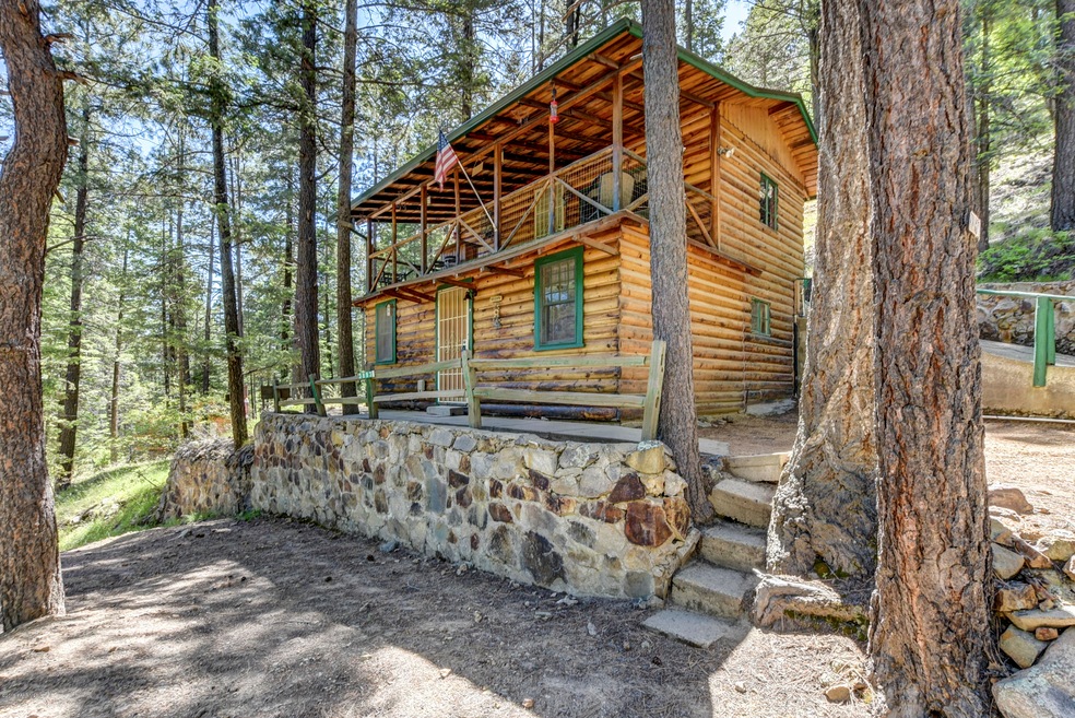 Log-Sided Cabin In Walker