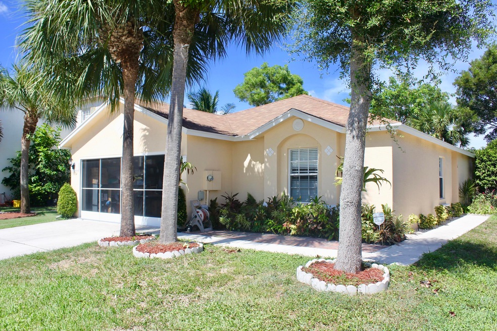 5604 Azalea Cir, West Palm Beach, FL 33415 - photo 1