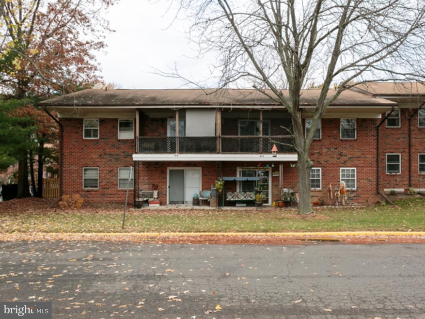 614 Garnet Dr unit 6N, Burlington, NJ 08016 - photo 1