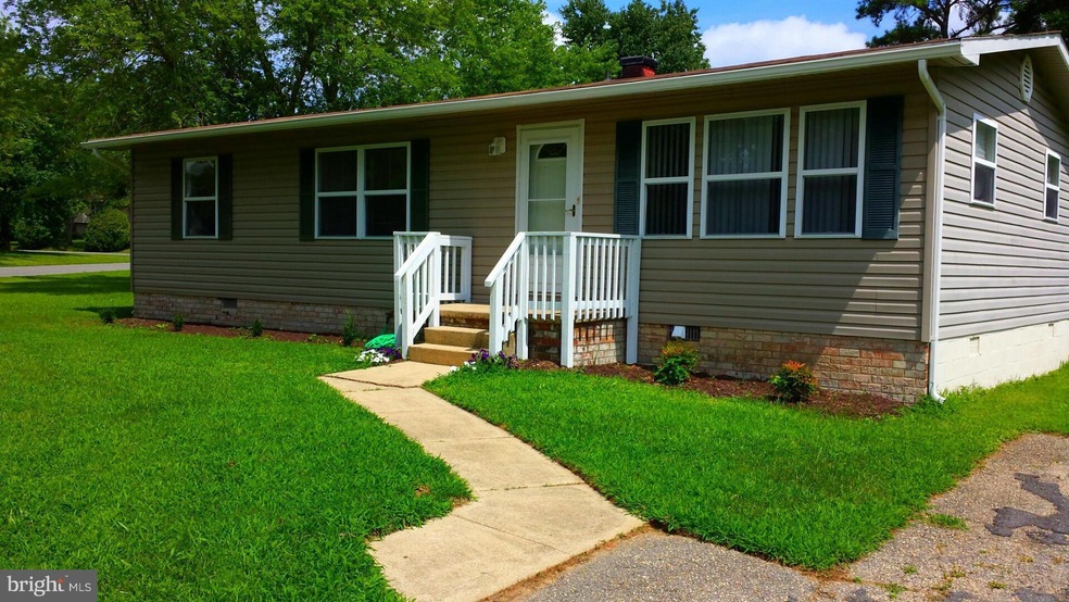 21360 Lynn Dr, Lexington Park, MD 20653 - photo 1