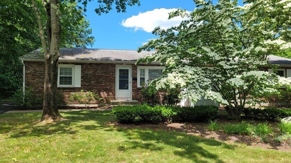 266 Hingham St unit 268, Rockland, MA 02370 - photo 1