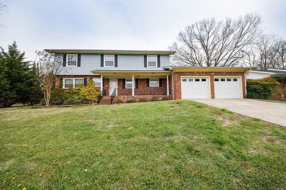 2230 Edgewater Dr NW, Cleveland, TN 37311 - photo 1